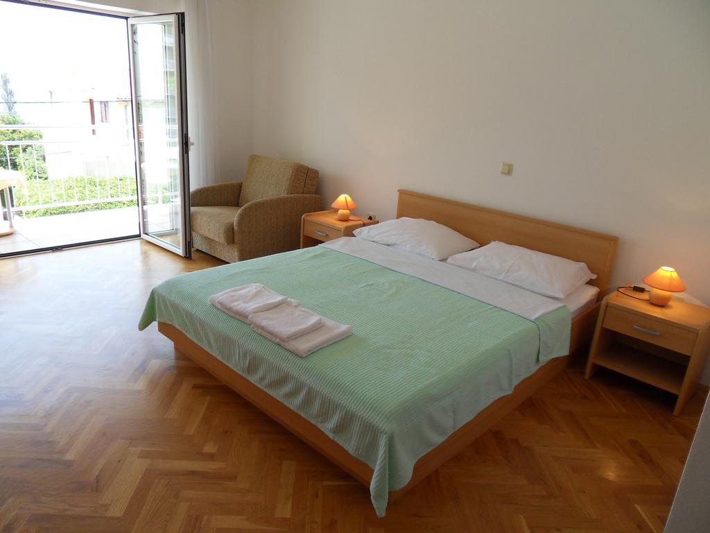 Apartments Petricevic 塞尔瑟 外观 照片